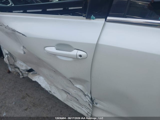 Toyota Highlander Xle 2015 5TDJKRFH8FS201327 Image 18