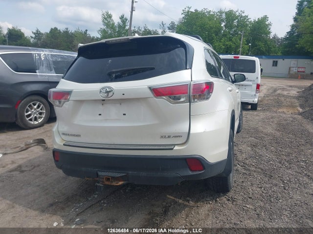 Toyota Highlander Xle 2015 5TDJKRFH8FS201327 Image 4