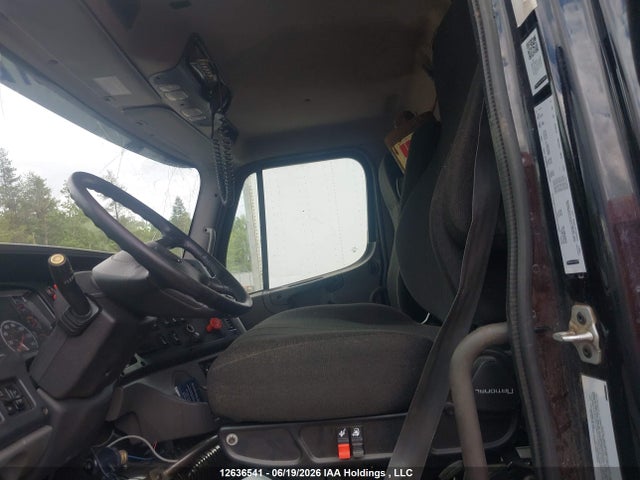 Freightliner M2 106 Medium Duty 2021 1FVHCYFE7MHMA5288 Image 19