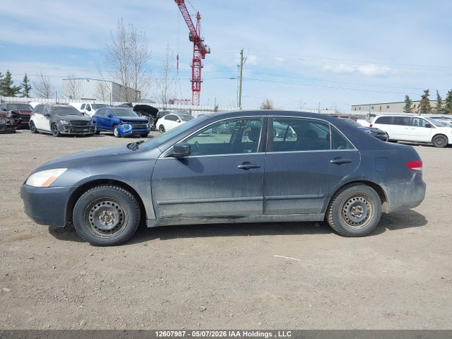 12607987 :رقم المزاد ، 1HGCM55494A812621 vin ، 2004 Honda Accord 2.4 Lx مزاد بيع