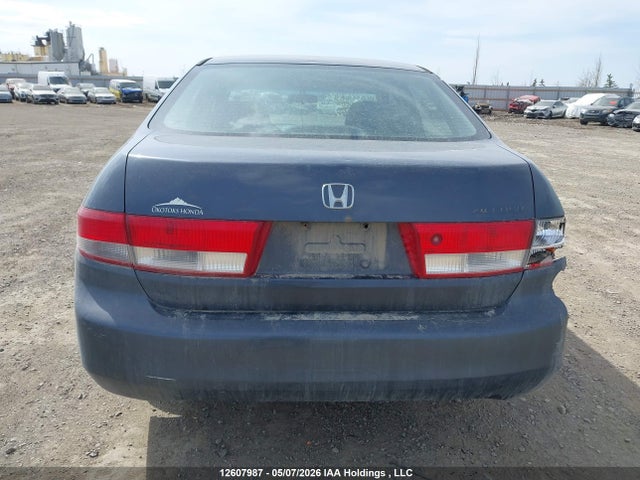 12607987 :رقم المزاد ، 1HGCM55494A812621 vin ، 2004 Honda Accord 2.4 Lx مزاد بيع