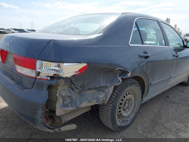 12607987 :رقم المزاد ، 1HGCM55494A812621 vin ، 2004 Honda Accord 2.4 Lx مزاد بيع