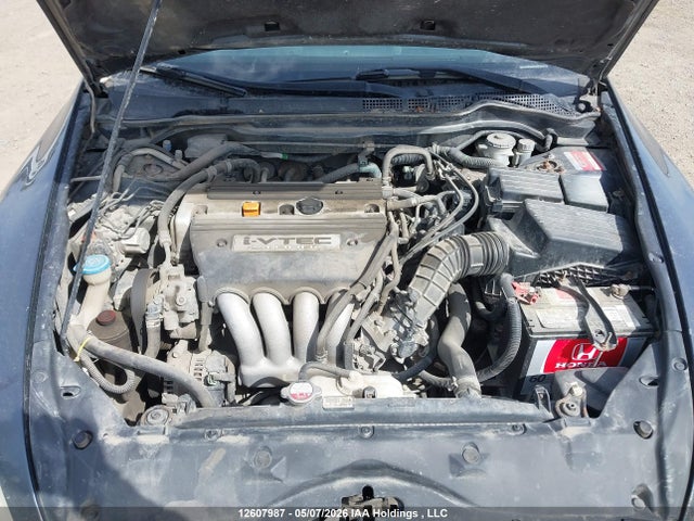 12607987 :رقم المزاد ، 1HGCM55494A812621 vin ، 2004 Honda Accord 2.4 Lx مزاد بيع