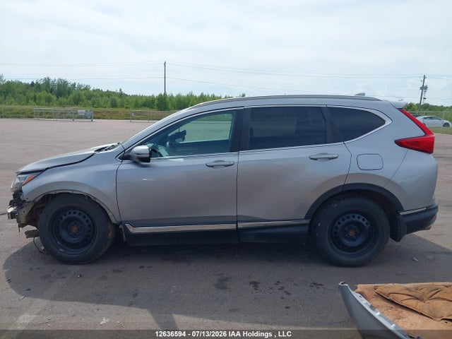 2019 Honda Cr-v Touring მანქანა იყიდება აუქციონზე, vin: 2HKRW2H97KH117973, აუქციონის ნომერი: 12636594