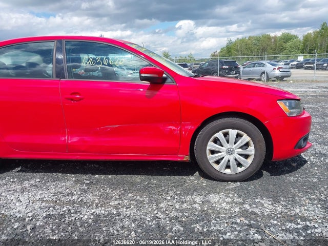 Продаж на аукціоні авто 2014 Volkswagen Jetta 2.0l Trendline+, vin: 3VW2K7AJ7EM246368, номер лоту: 12636620
