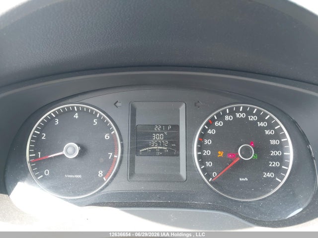 Auction sale of the 2012 Volkswagen Jetta 2.5l Comfortline/2.5l Sportline, vin: 3VWDX7AJ1CM304692, lot number: 12636654