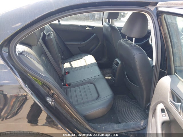 Auction sale of the 2012 Volkswagen Jetta 2.5l Comfortline/2.5l Sportline, vin: 3VWDX7AJ1CM304692, lot number: 12636654