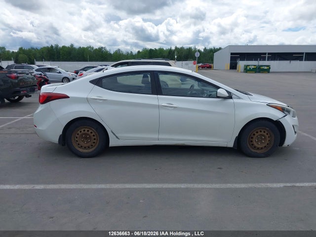 Hyundai ELANTRA GL 2015 5NPDH4AEXFH565931 Image 14