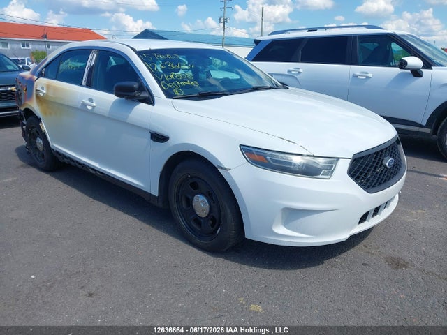 2015 Ford Taurus Police Interceptor მანქანა იყიდება აუქციონზე, vin: 1FAHP2MK6FG107808, აუქციონის ნომერი: 12636664