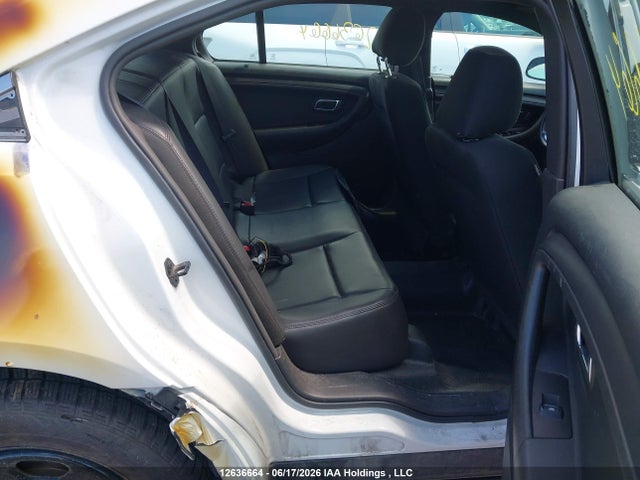 2015 Ford Taurus Police Interceptor მანქანა იყიდება აუქციონზე, vin: 1FAHP2MK6FG107808, აუქციონის ნომერი: 12636664