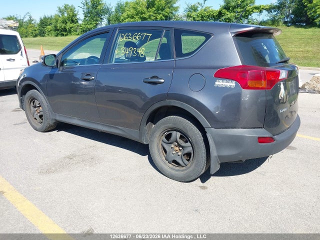 Toyota RAV4 LE 2015 2T3BFREV1FW349348 Image 3