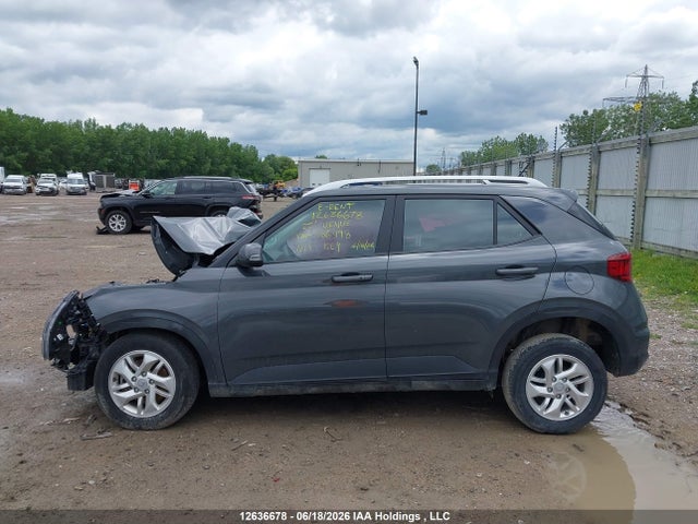 KMHRC8A36SU386498 Hyundai Venue Sel/limited