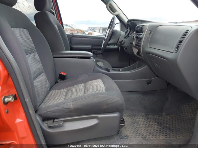 2004 Ford Explorer Sport Trac Xlt მანქანა იყიდება აუქციონზე, vin: 1FMZU77K54UA82331, აუქციონის ნომერი: 12632144