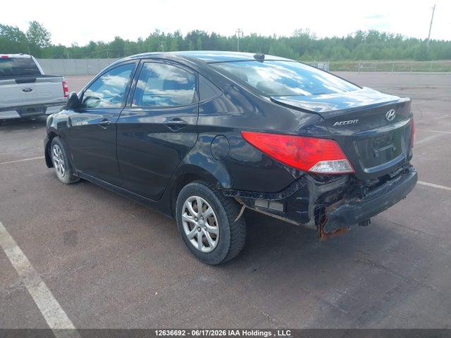 Hyundai ACCENT GL 2014 KMHCT4AE3EU624473 Image 3