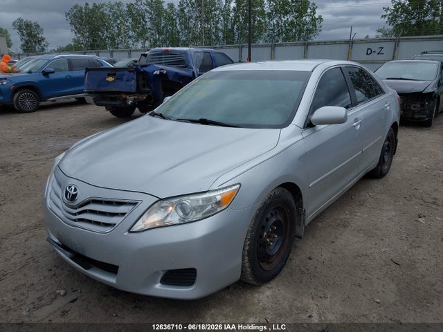 2010 Toyota Camry Se/le/xle მანქანა იყიდება აუქციონზე, vin: 4T1BF3EK5AU075415, აუქციონის ნომერი: 12636710