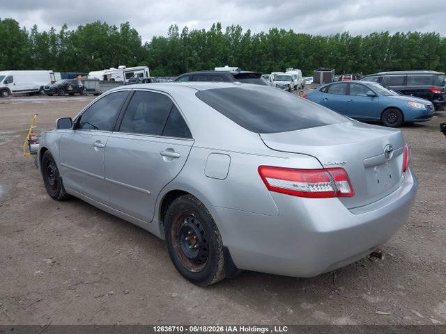 2010 Toyota Camry Se/le/xle მანქანა იყიდება აუქციონზე, vin: 4T1BF3EK5AU075415, აუქციონის ნომერი: 12636710