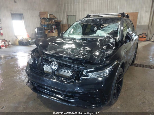 2024 Volkswagen Tiguan Se R-line Black მანქანა იყიდება აუქციონზე, vin: 3VV8B7AX2RM124865, აუქციონის ნომერი: 12636713