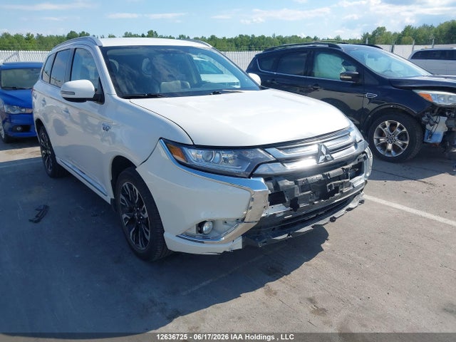 Продажа на аукционе авто 2018 Mitsubishi Outlander Se/gt, vin: JA4J24A53JZ615942, номер лота: 12636725