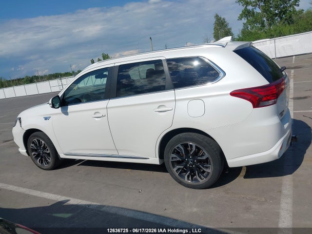 Продажа на аукционе авто 2018 Mitsubishi Outlander Se/gt, vin: JA4J24A53JZ615942, номер лота: 12636725