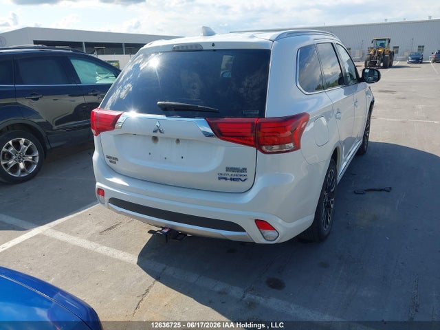 Продажа на аукционе авто 2018 Mitsubishi Outlander Se/gt, vin: JA4J24A53JZ615942, номер лота: 12636725