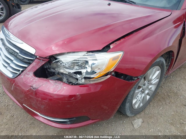2013 Chrysler 200 Lx მანქანა იყიდება აუქციონზე, vin: 1C3CCBAB4DN667781, აუქციონის ნომერი: 12636739