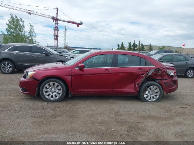 2013 Chrysler 200 Lx მანქანა იყიდება აუქციონზე, vin: 1C3CCBAB4DN667781, აუქციონის ნომერი: 12636739