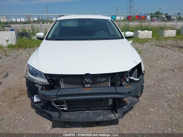 3VW2B7AJ6HM262078 Volkswagen Jetta 1.4 Tsi Trendline+