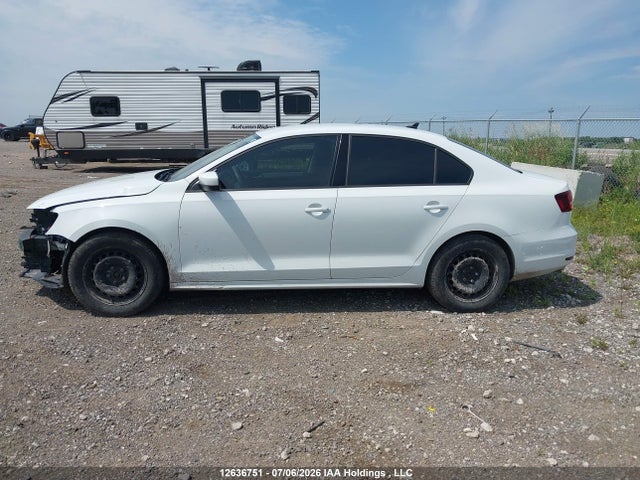 3VW2B7AJ6HM262078 Volkswagen Jetta 1.4 Tsi Trendline+