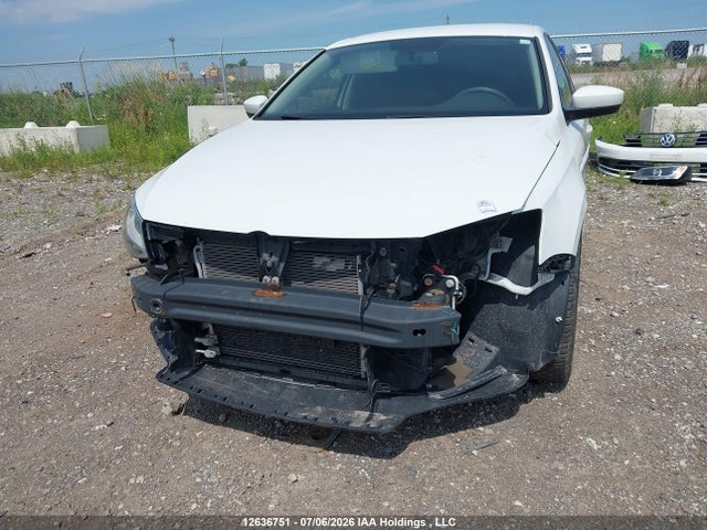 3VW2B7AJ6HM262078 Volkswagen Jetta 1.4 Tsi Trendline+