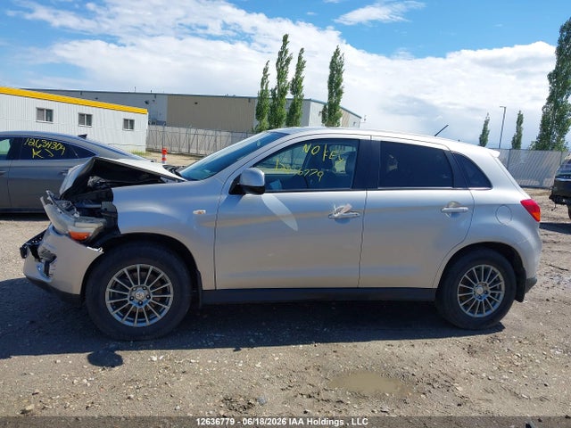 2013 Mitsubishi Rvr Se მანქანა იყიდება აუქციონზე, vin: 4A4AJ3AU2DE607586, აუქციონის ნომერი: 12636779