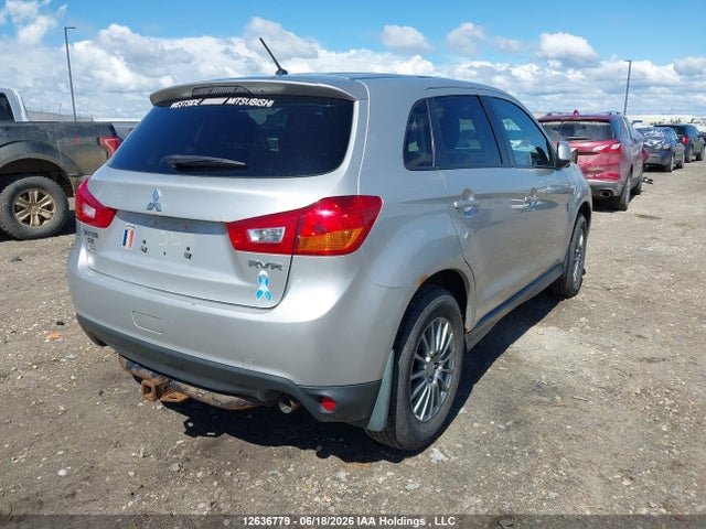 2013 Mitsubishi Rvr Se მანქანა იყიდება აუქციონზე, vin: 4A4AJ3AU2DE607586, აუქციონის ნომერი: 12636779