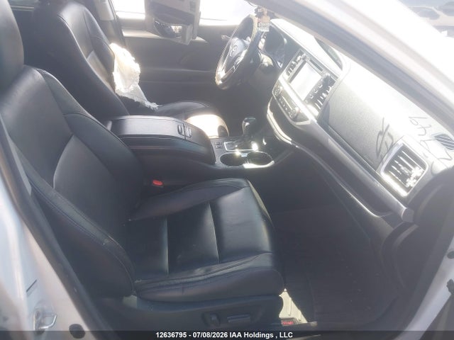 Toyota Highlander Se/xle 2018 5TDJZRFH3JS532949 Image 5