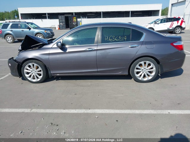 Honda Accord Touring 2015 1HGCR2F99FA804032 Image 13