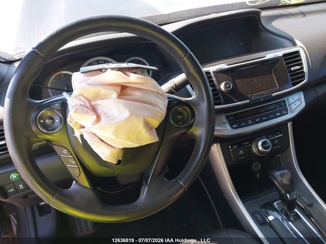 Honda Accord Touring 2015 1HGCR2F99FA804032 Image 18