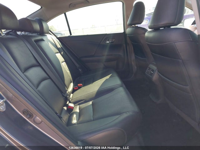 Honda Accord Touring 2015 1HGCR2F99FA804032 Image 8