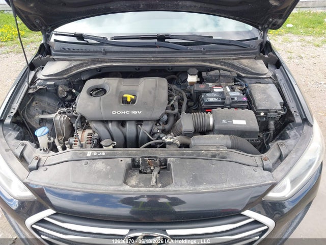 12636870 :رقم المزاد ، KMHD84LF0HU137957 vin ، 2017 Hyundai Elantra Gl مزاد بيع