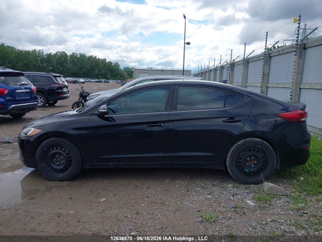 12636870 :رقم المزاد ، KMHD84LF0HU137957 vin ، 2017 Hyundai Elantra Gl مزاد بيع