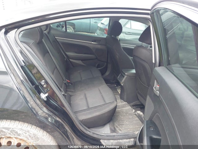 12636870 :رقم المزاد ، KMHD84LF0HU137957 vin ، 2017 Hyundai Elantra Gl مزاد بيع