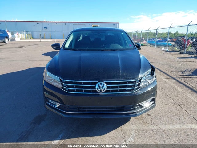 2016 Volkswagen Passat Sel/sel Premium მანქანა იყიდება აუქციონზე, vin: 1VWCS7A32GC036884, აუქციონის ნომერი: 12636873