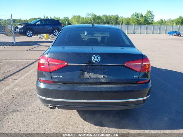 2016 Volkswagen Passat Sel/sel Premium მანქანა იყიდება აუქციონზე, vin: 1VWCS7A32GC036884, აუქციონის ნომერი: 12636873
