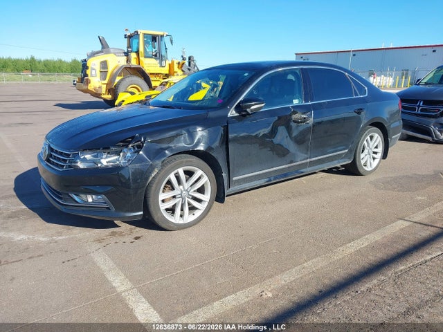 2016 Volkswagen Passat Sel/sel Premium მანქანა იყიდება აუქციონზე, vin: 1VWCS7A32GC036884, აუქციონის ნომერი: 12636873