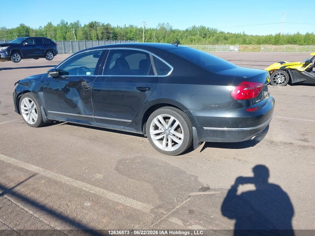 2016 Volkswagen Passat Sel/sel Premium მანქანა იყიდება აუქციონზე, vin: 1VWCS7A32GC036884, აუქციონის ნომერი: 12636873