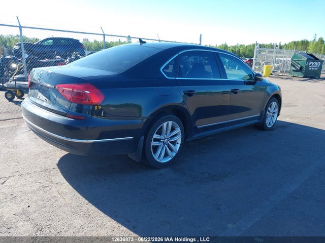 2016 Volkswagen Passat Sel/sel Premium მანქანა იყიდება აუქციონზე, vin: 1VWCS7A32GC036884, აუქციონის ნომერი: 12636873