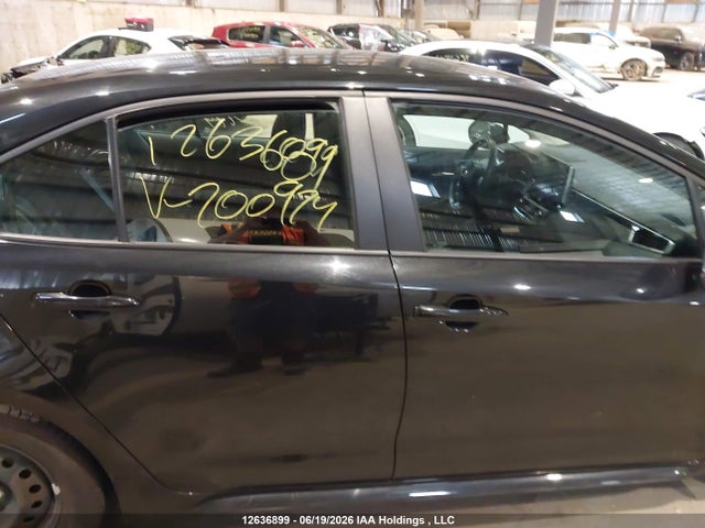 12636899 :رقم المزاد ، 5YFBPMBE0MP200974 vin ، 2021 Toyota Corolla Le مزاد بيع