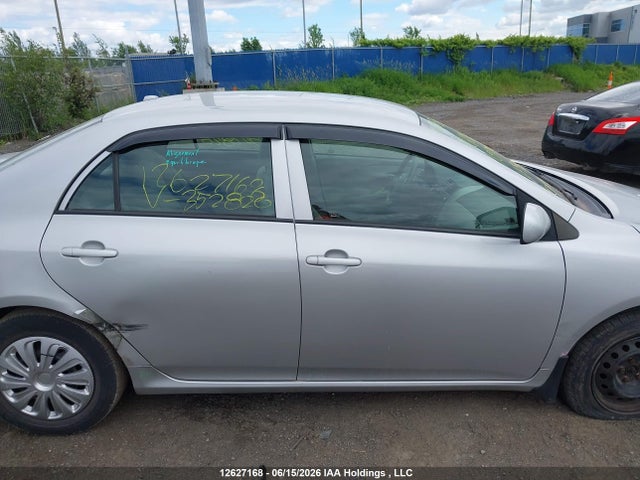 2010 Toyota Corolla Ce მანქანა იყიდება აუქციონზე, vin: 2T1BU4EE9AC352820, აუქციონის ნომერი: 12627168