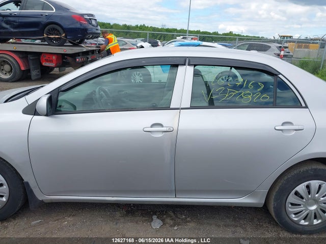 2010 Toyota Corolla Ce მანქანა იყიდება აუქციონზე, vin: 2T1BU4EE9AC352820, აუქციონის ნომერი: 12627168