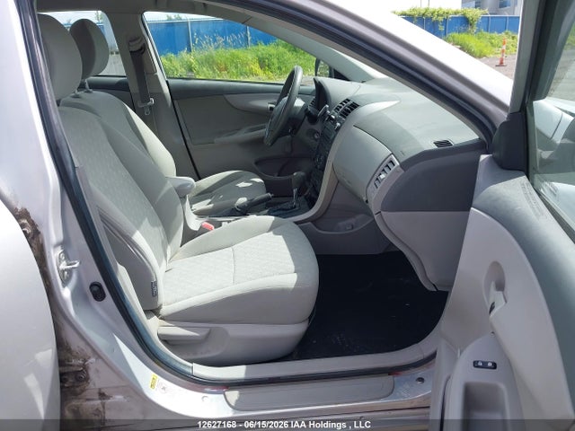 2010 Toyota Corolla Ce მანქანა იყიდება აუქციონზე, vin: 2T1BU4EE9AC352820, აუქციონის ნომერი: 12627168