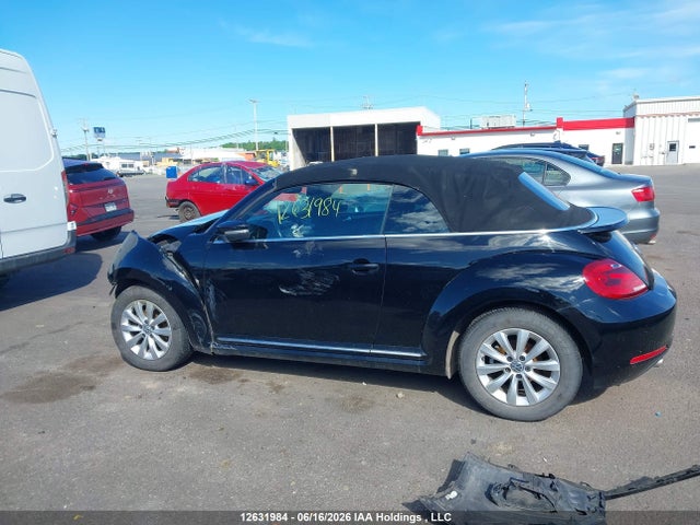 2013 Volkswagen Beetle 2.5l Comfortline/2.5l Highline მანქანა იყიდება აუქციონზე, vin: 3VW5X7AT3DM823718, აუქციონის ნომერი: 12631984