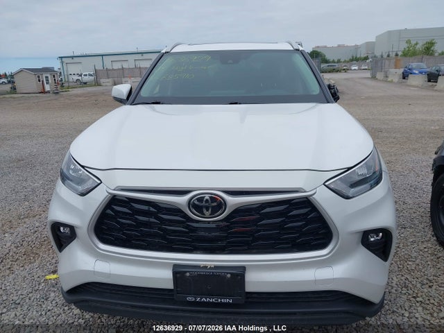Продажа на аукционе авто 2025 Toyota Highlander, vin: 5TDKBRCH8SS685910, номер лота: 12636929