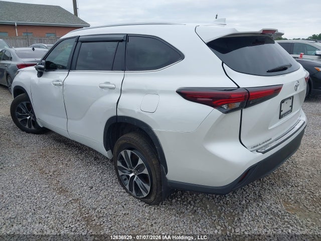 Продажа на аукционе авто 2025 Toyota Highlander, vin: 5TDKBRCH8SS685910, номер лота: 12636929